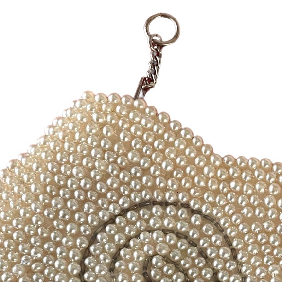 Vintage Beaded Clutch Faux Pearl & Bead Scalloped Top Made in Japan 6.5” x 4.25” - Picture 9 of 13